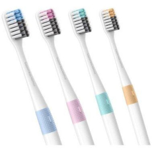 Набор зубных щеток Xiaomi DOCTOR B Colors Bass method (4 щётки + 1 футляр) (NUN4006RT)